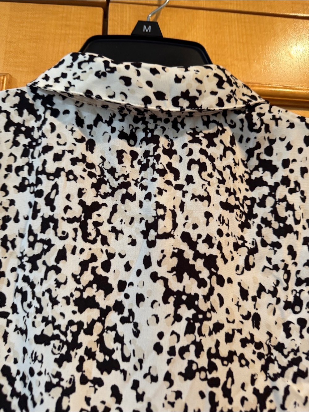 Simply Vera Vera Wang Black and White Sleeveless Ruffle Hem Blouse - Picture 6 of 7